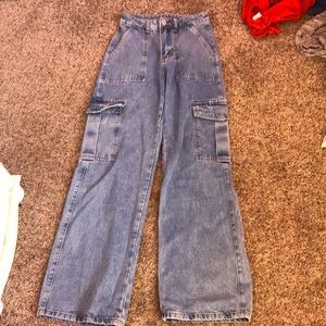 Light wash petite jeans